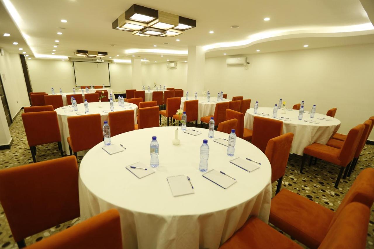 Cassiopeia Hotel Addis Ababa Exterior photo