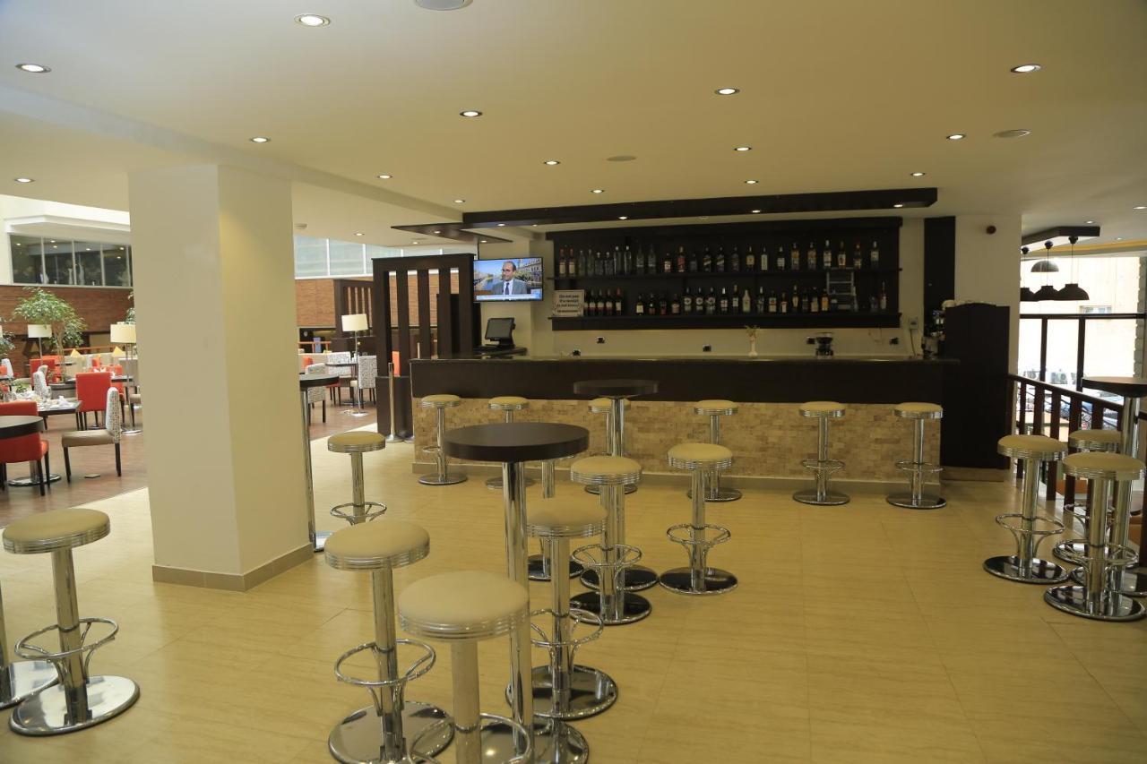 Cassiopeia Hotel Addis Ababa Exterior photo