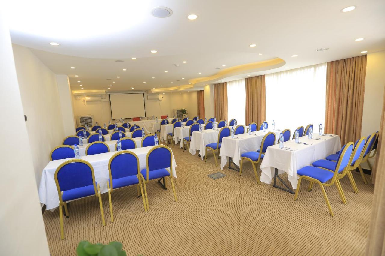 Cassiopeia Hotel Addis Ababa Exterior photo