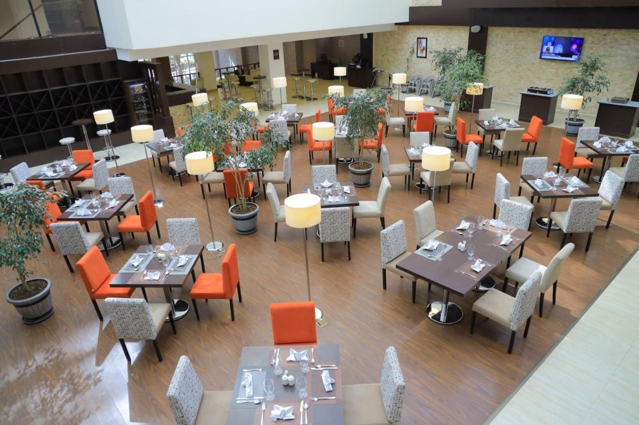 Cassiopeia Hotel Addis Ababa Exterior photo