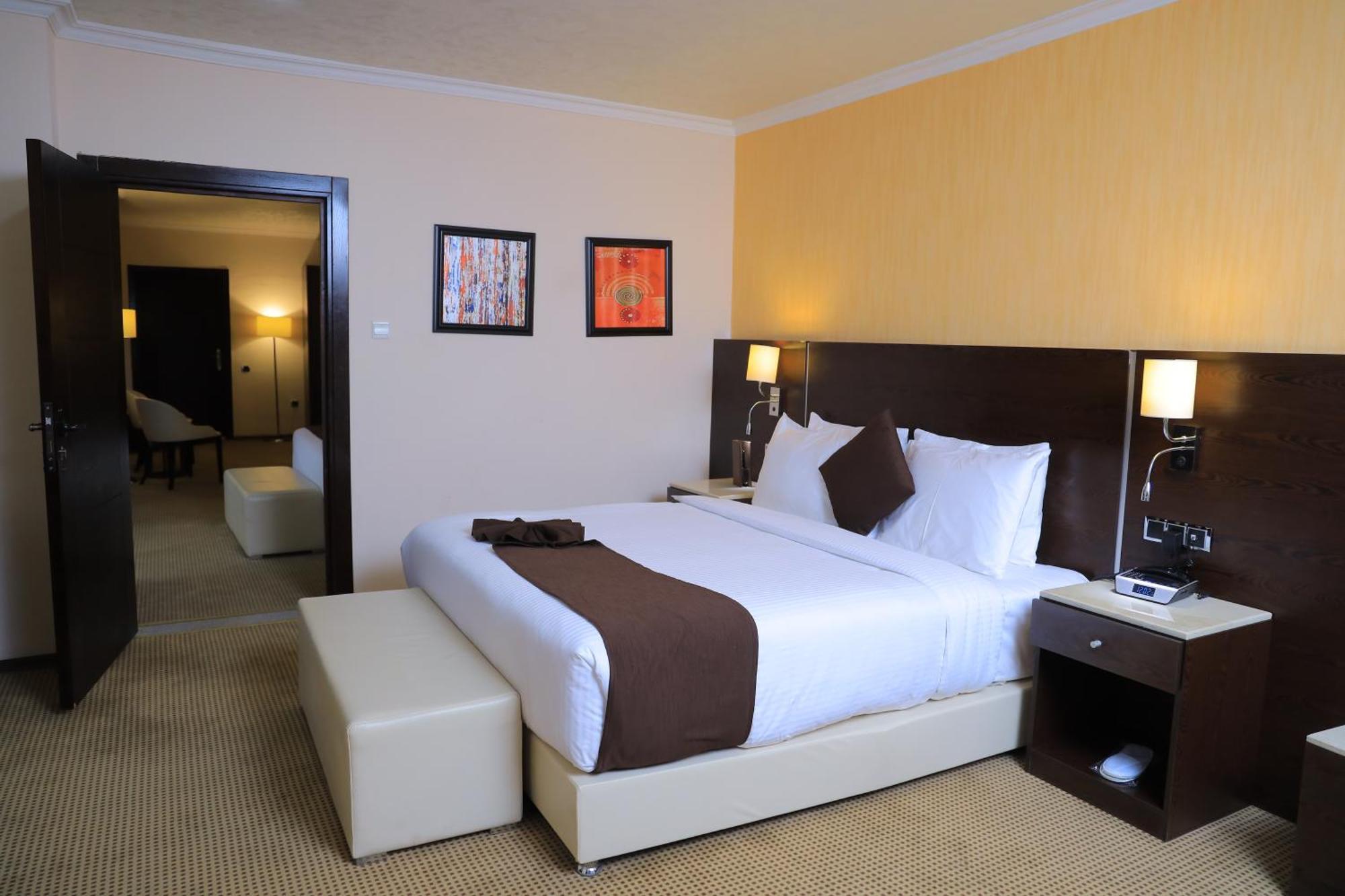 Cassiopeia Hotel Addis Ababa Exterior photo