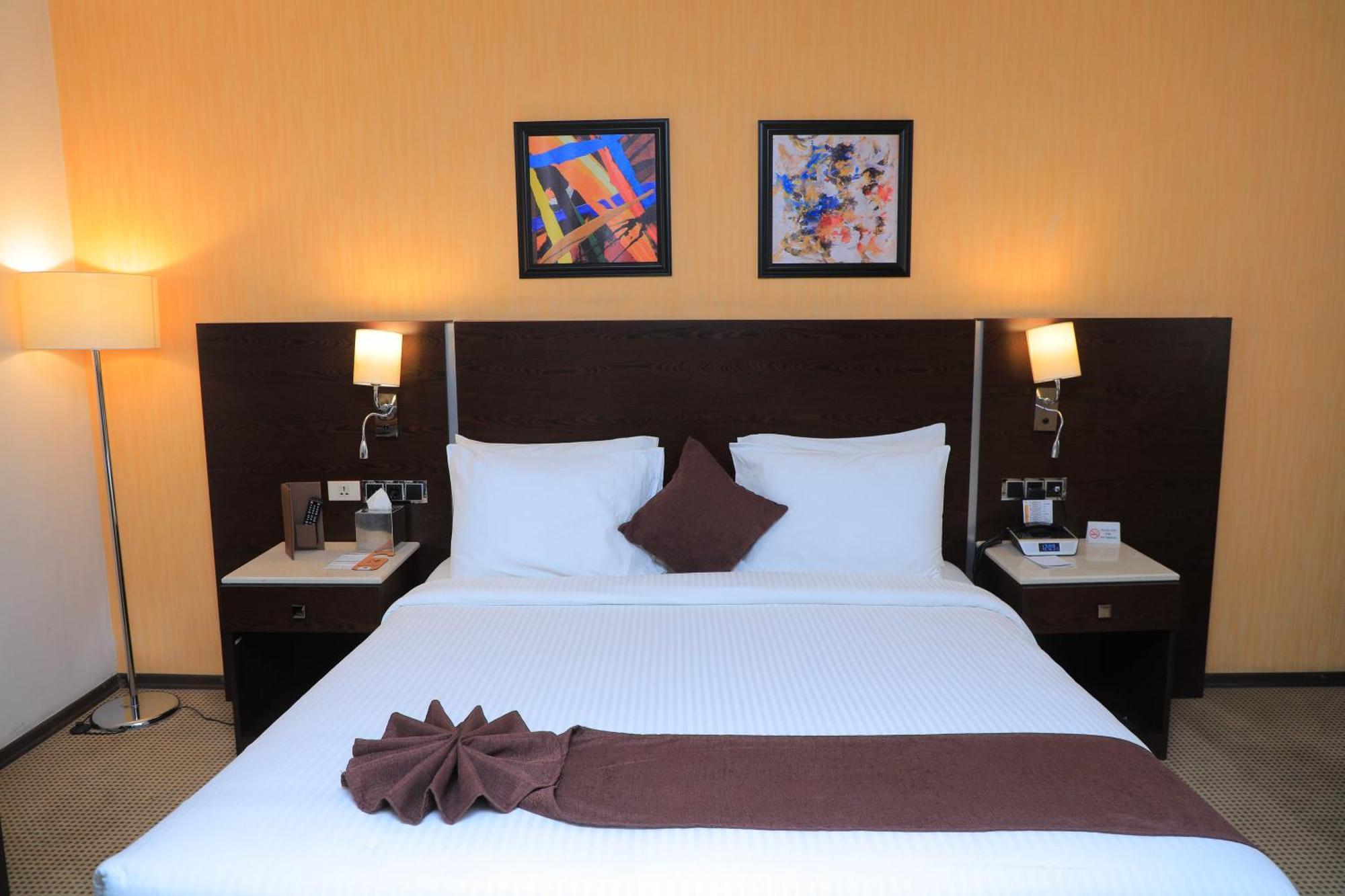 Cassiopeia Hotel Addis Ababa Exterior photo
